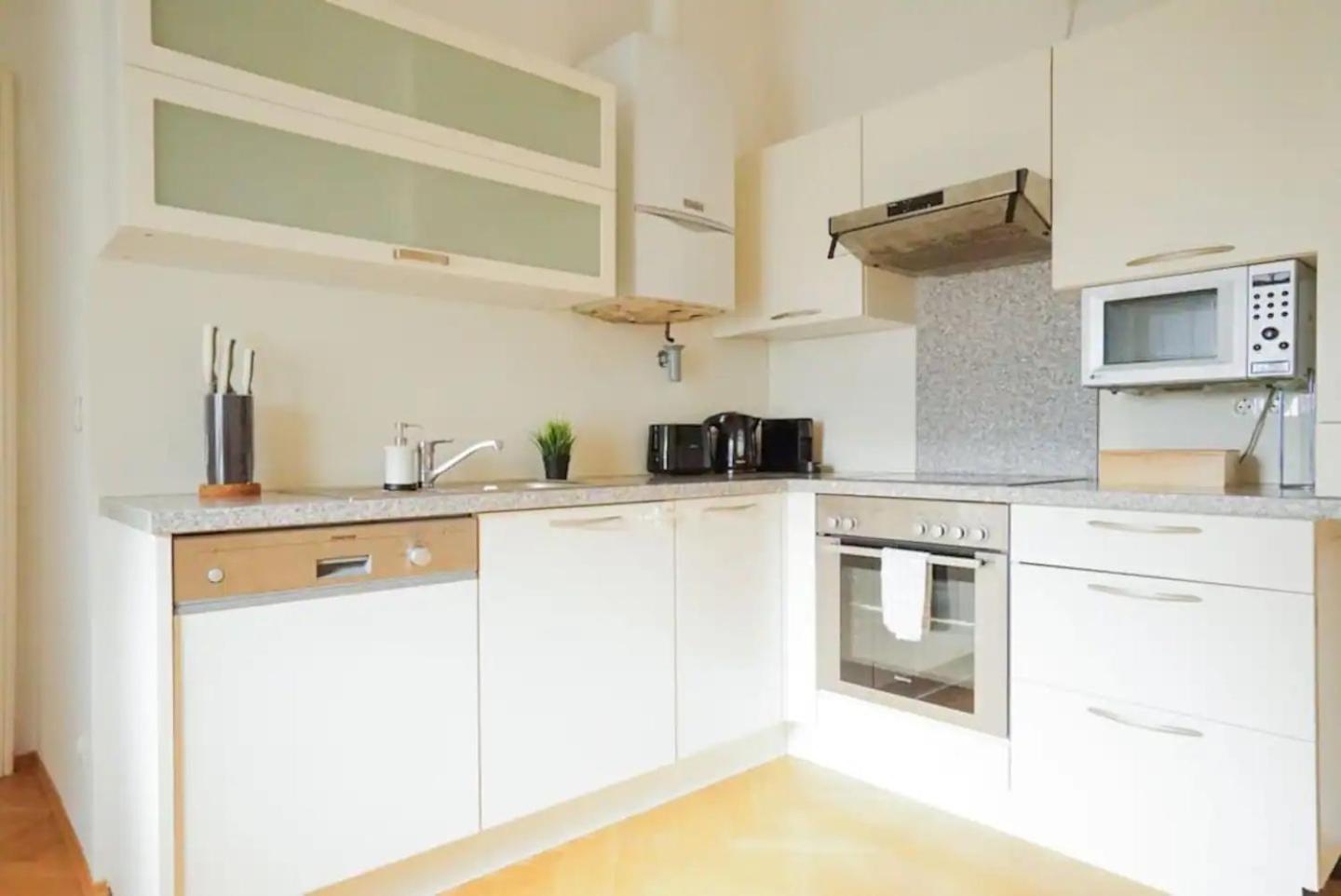 Beautiful Apartments In Відень Екстер'єр фото